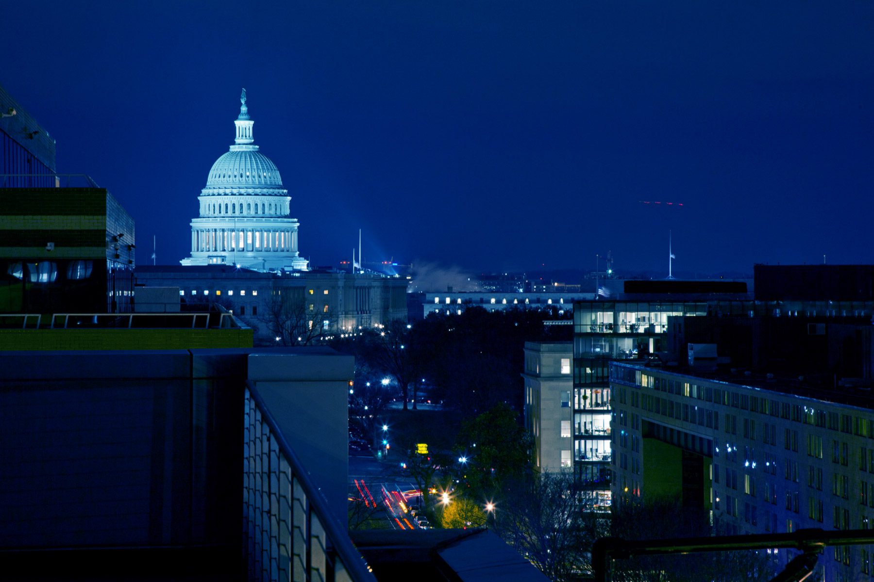 US Capitol building at night